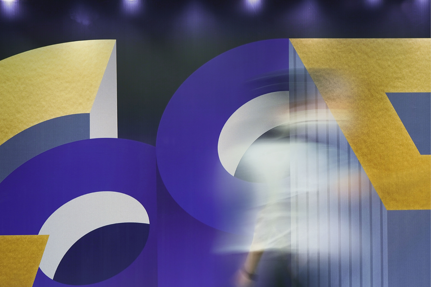 Alexander_McQueen_CNY2022_Red_Packet_03