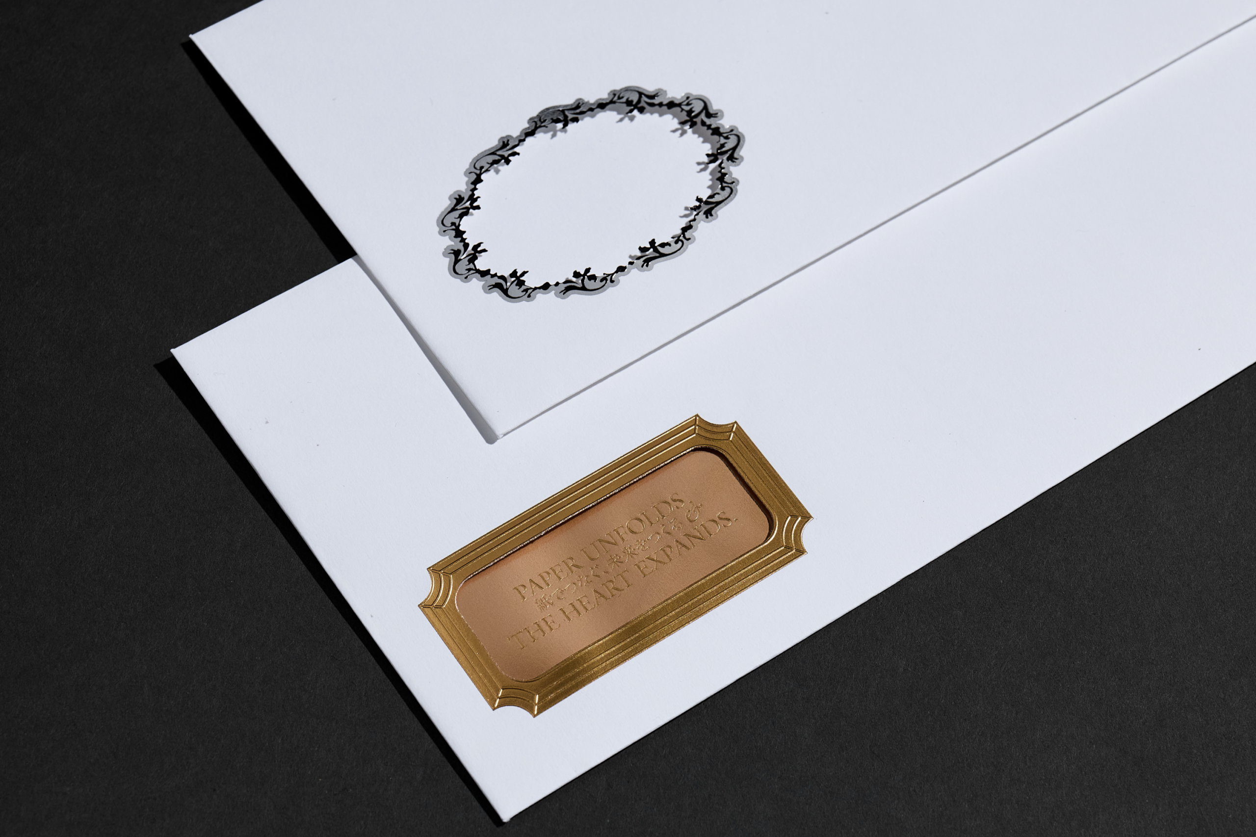 Alexander_McQueen_CNY2022_Red_Packet_03