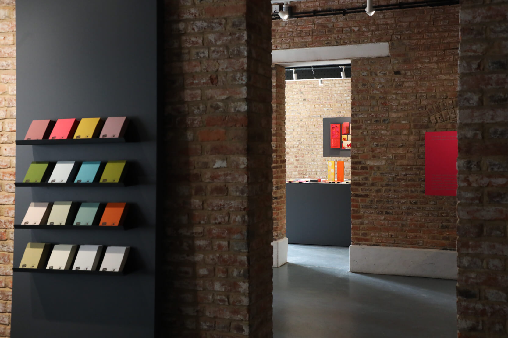 Alexander_McQueen_CNY2022_Red_Packet_03