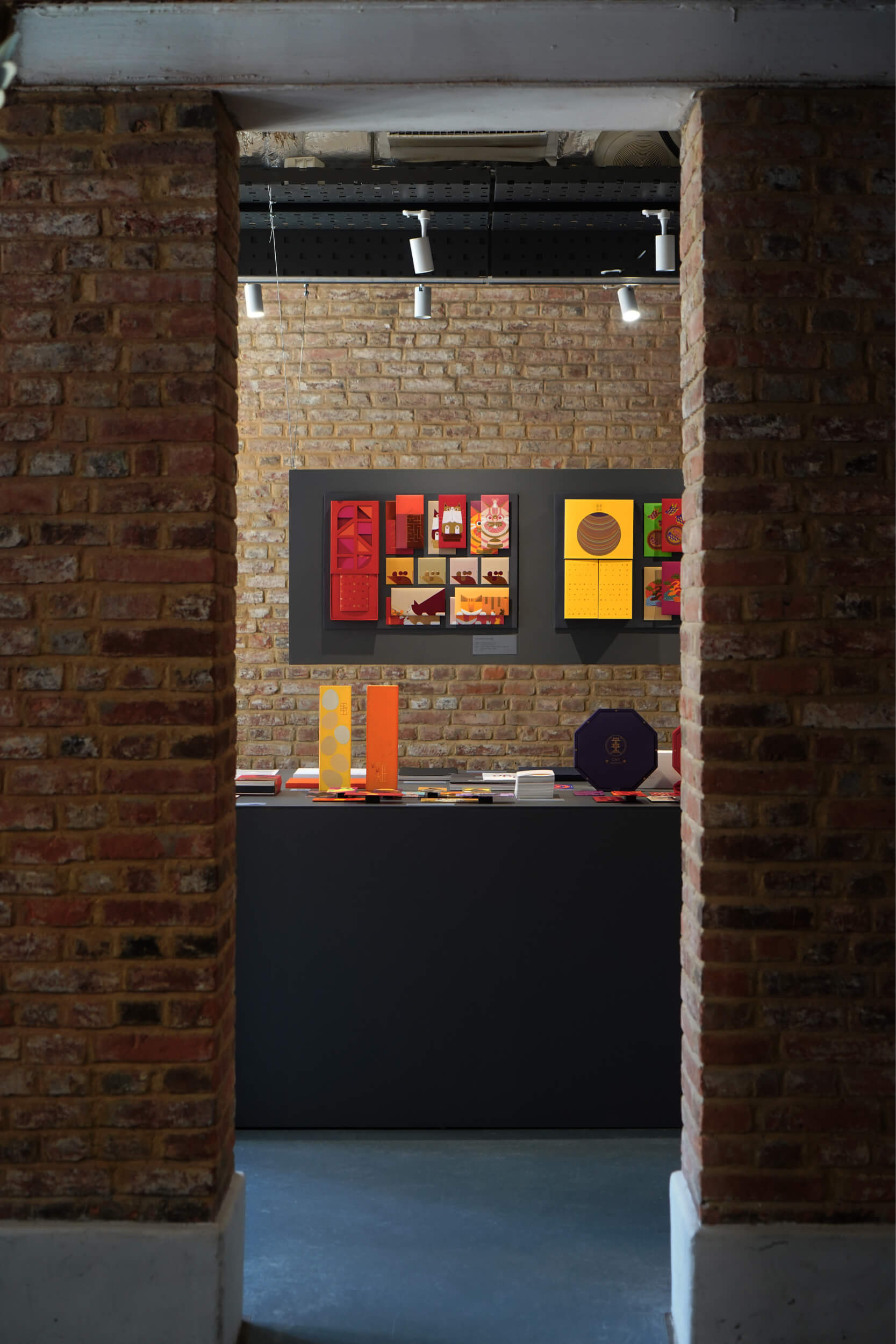 Alexander_McQueen_CNY2022_Red_Packet_03