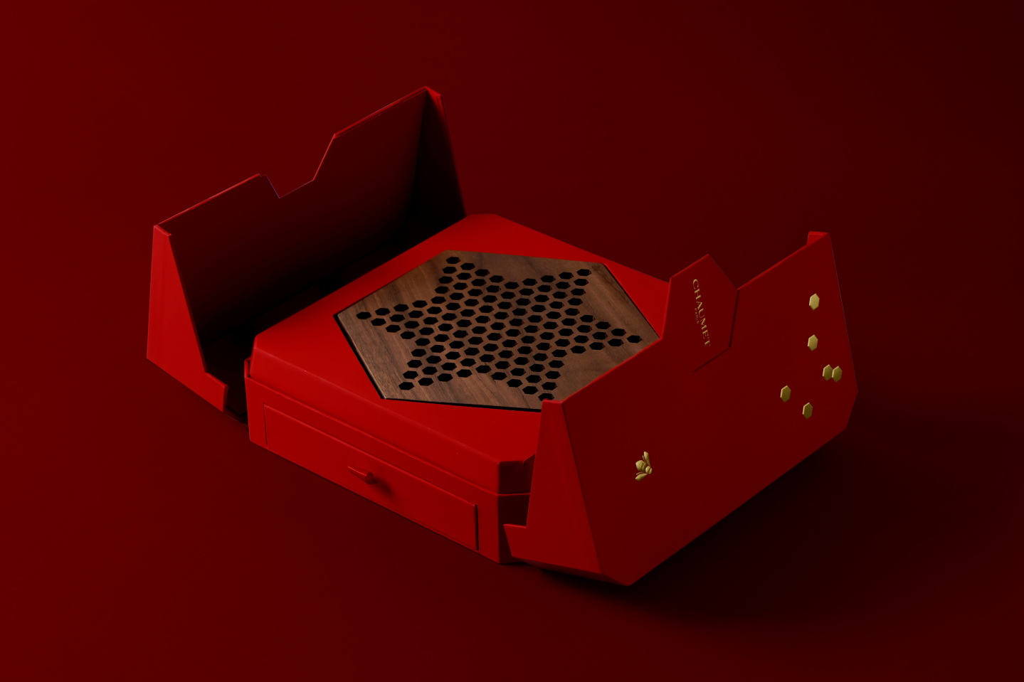 Alexander_McQueen_CNY2022_Red_Packet_03