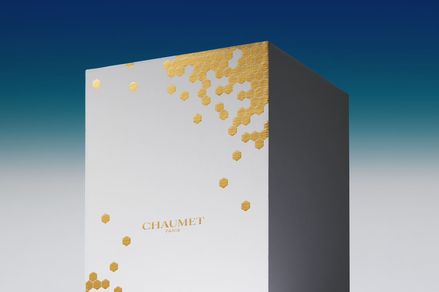 Alexander_McQueen_CNY2022_Red_Packet_03