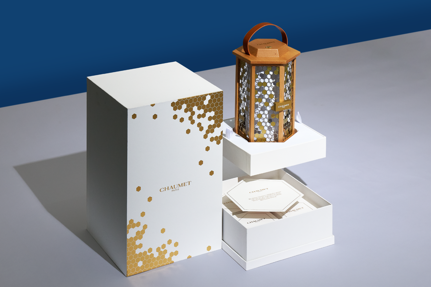 Alexander_McQueen_CNY2022_Red_Packet_03