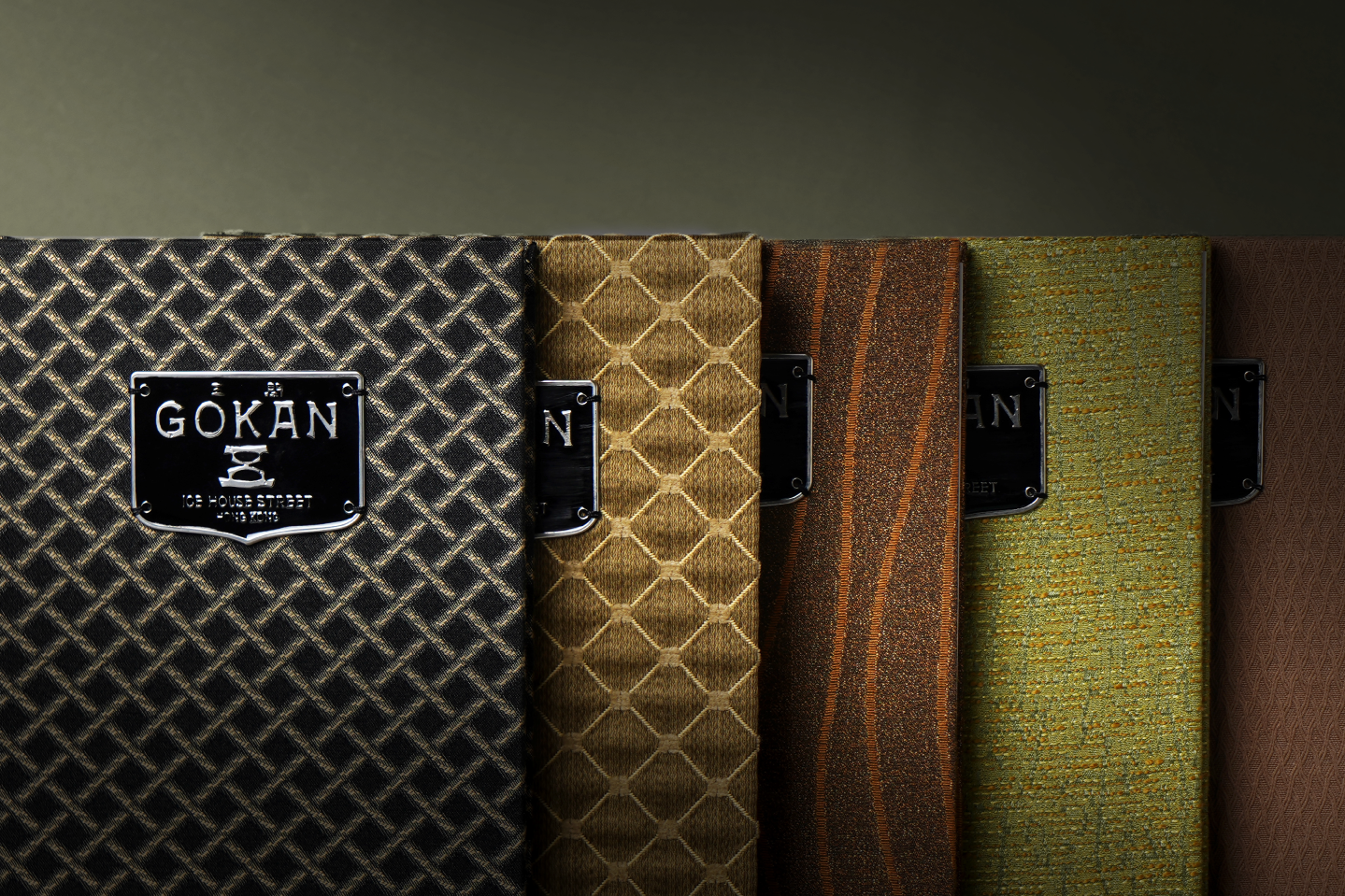 Alexander_McQueen_CNY2022_Red_Packet_03