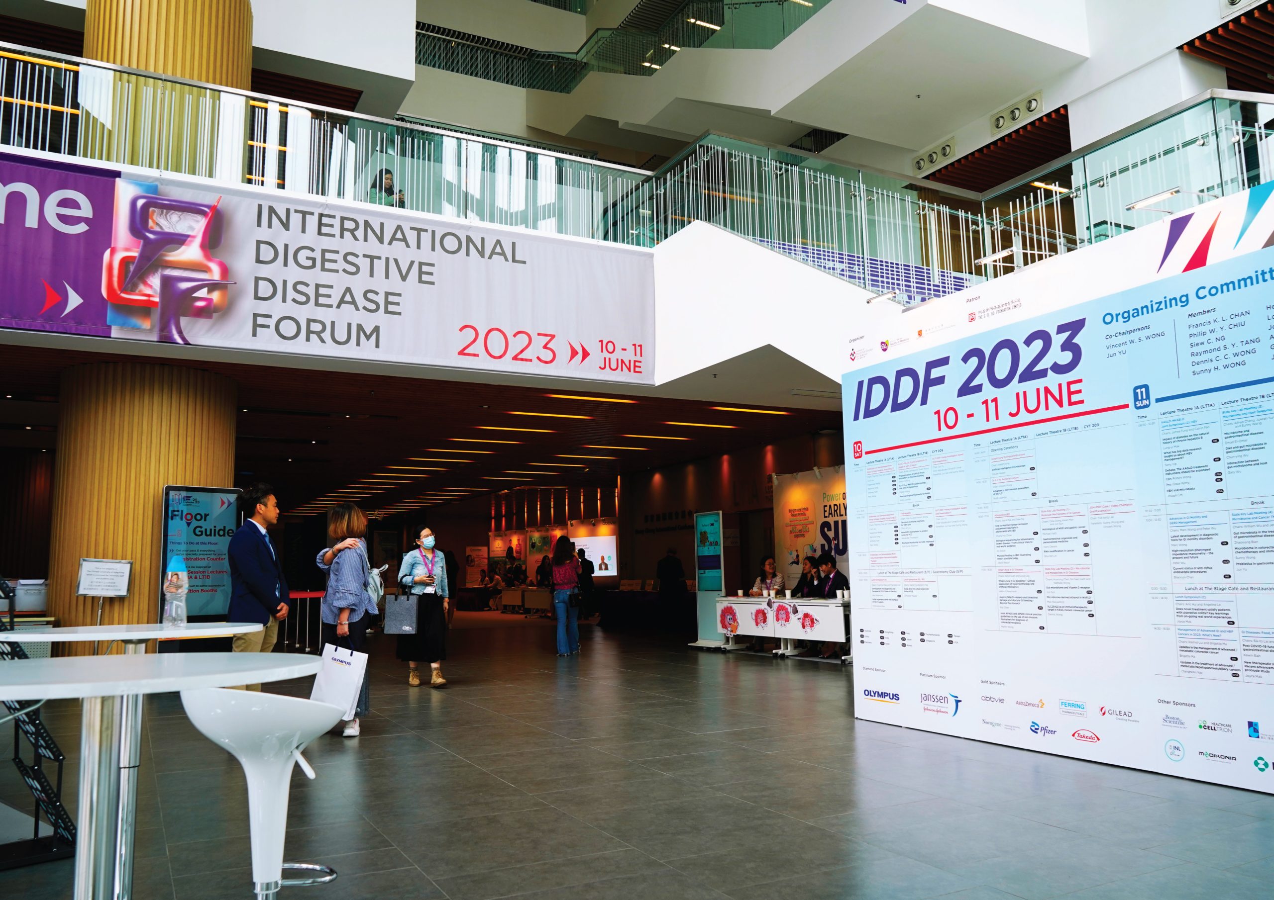 Alexander_McQueen_CNY2022_Red_Packet_03