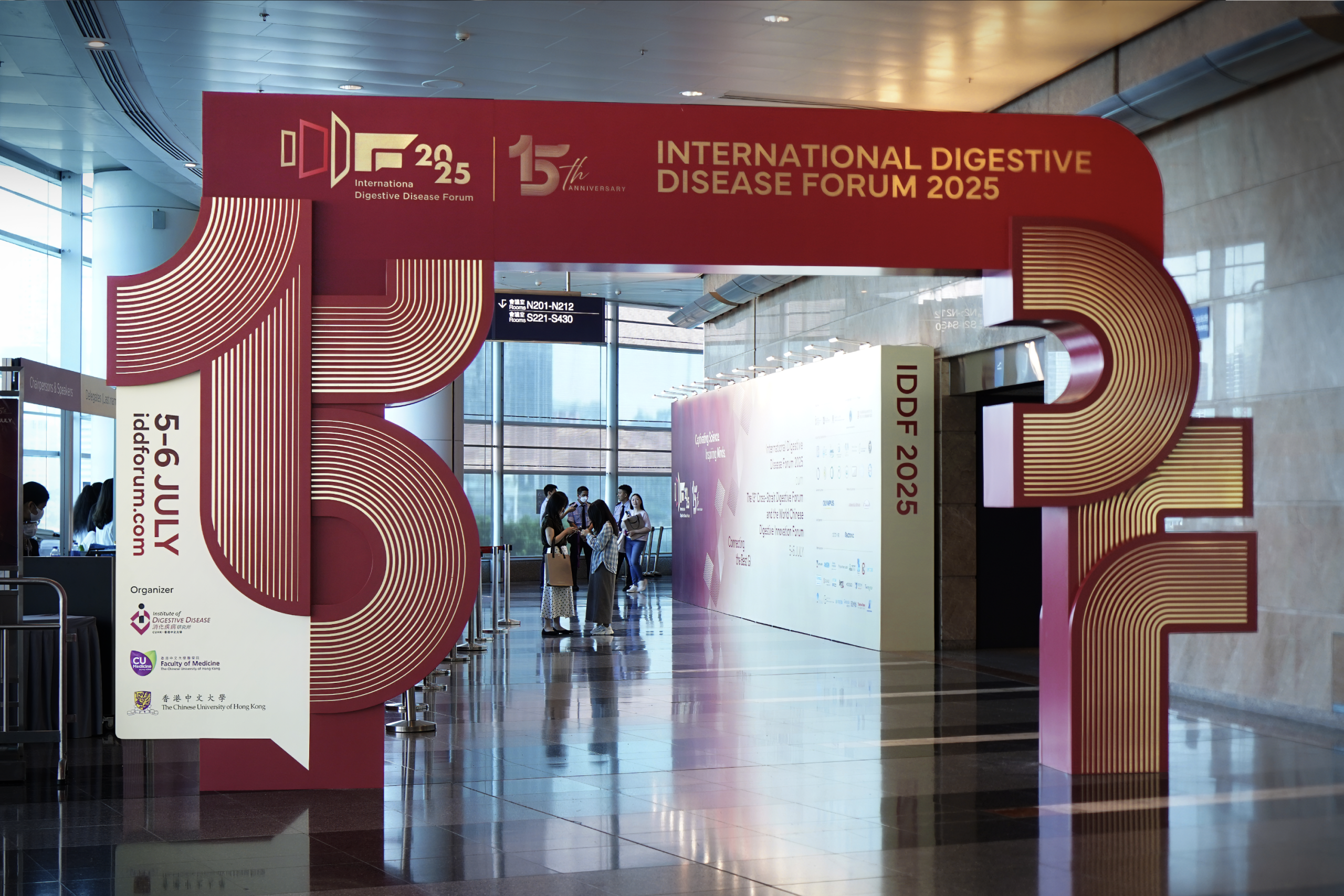 Alexander_McQueen_CNY2022_Red_Packet_03