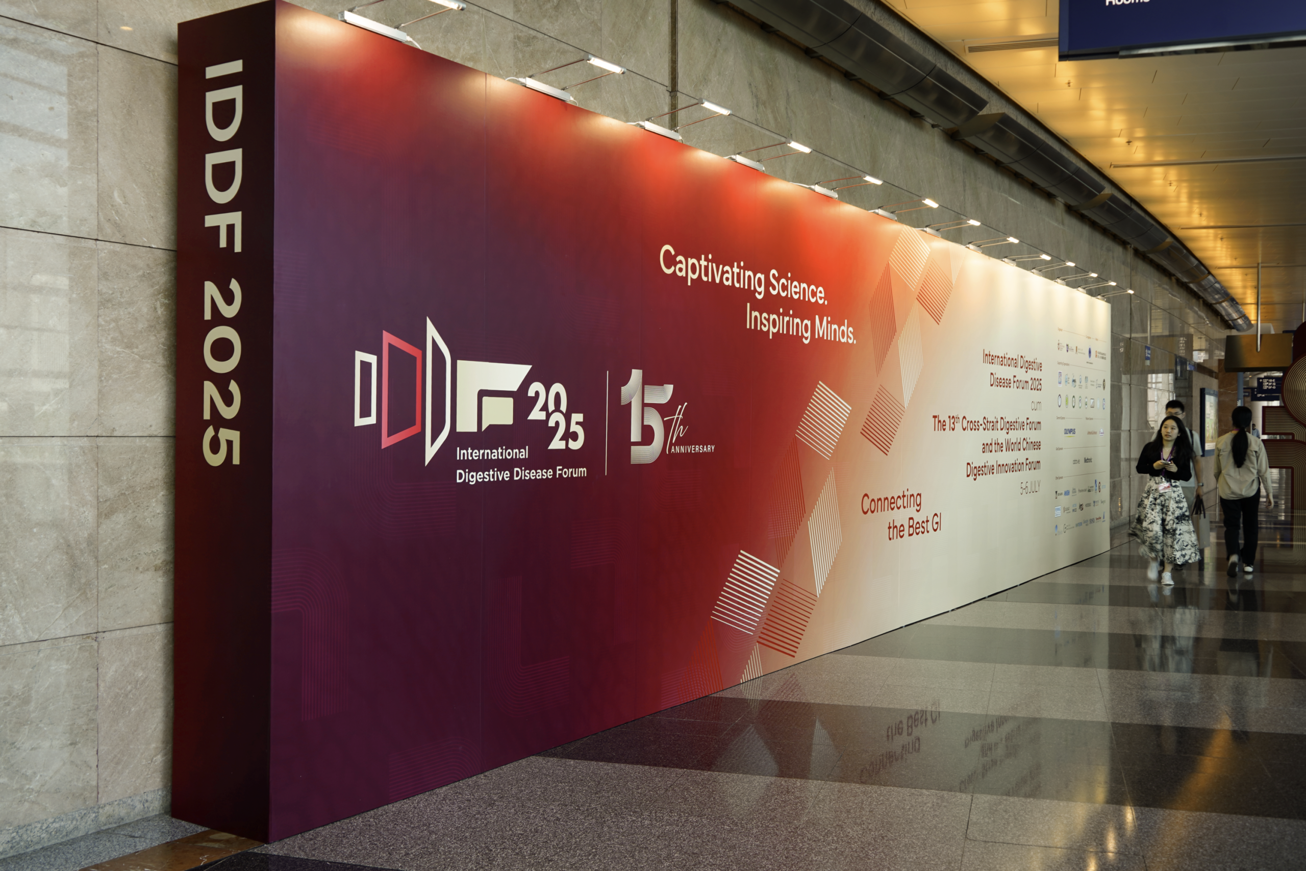 Alexander_McQueen_CNY2022_Red_Packet_03