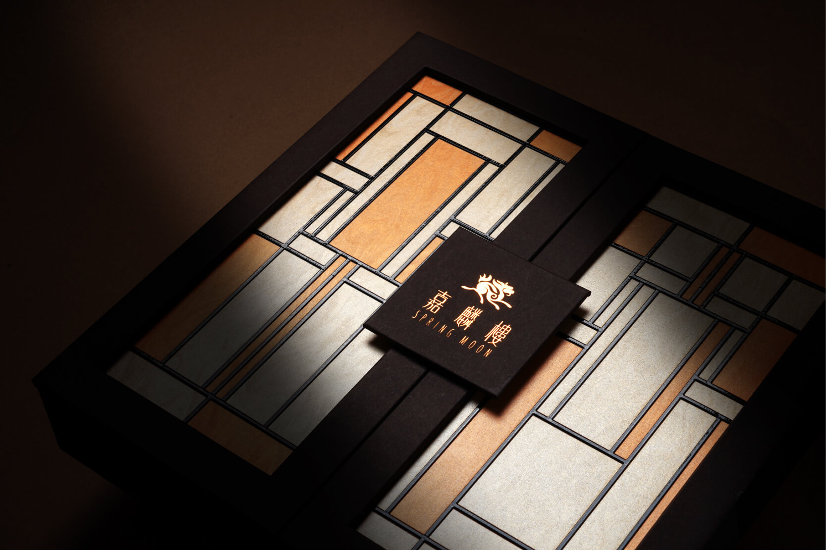 Alexander_McQueen_CNY2022_Red_Packet_03