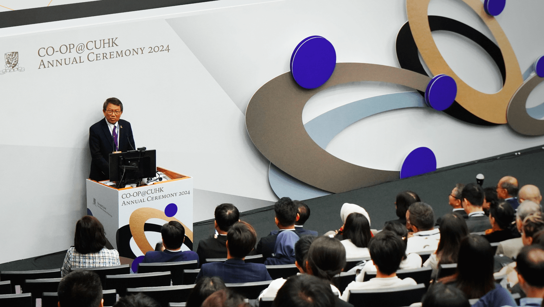 Alexander_McQueen_CNY2022_Red_Packet_03