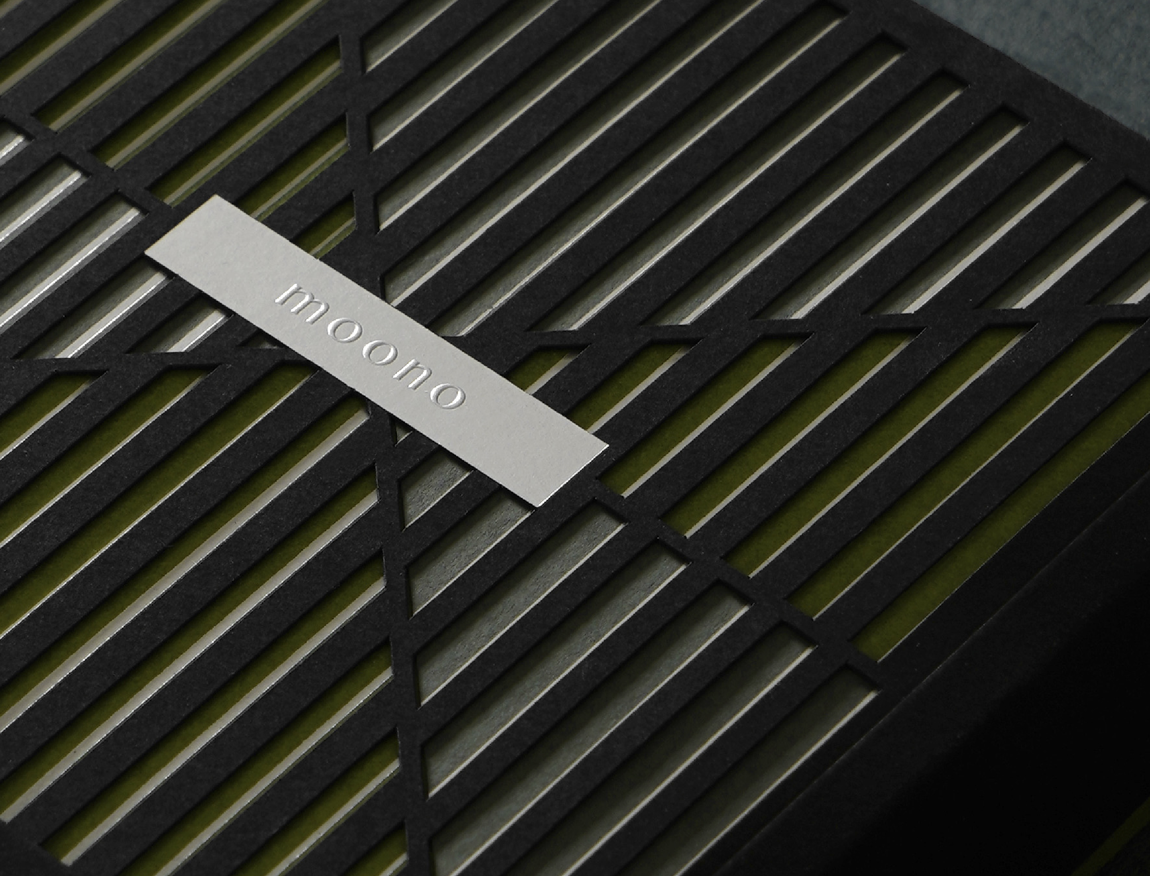 Alexander_McQueen_CNY2022_Red_Packet_03